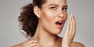 Kötü Ağız Kokusu Neden Olur? (Halitosis) Nasıl Geçer?